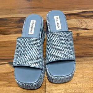 Steve Madden Textured Blue Mules